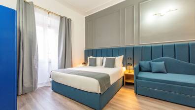 32 - Crescenzio 74 - room 504 quadrupla